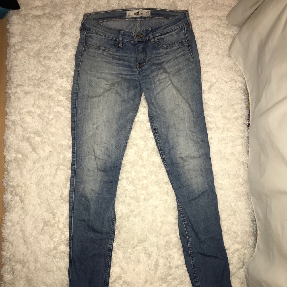 Hollister skinny jeans size 3